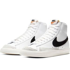 Nike Blazer Mid ‘77 High Top Sneakers